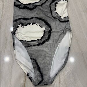 Norma Kamala One Piece NWOT